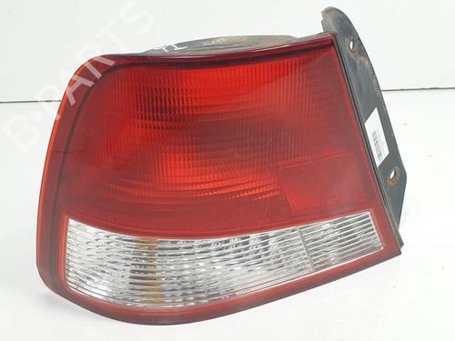 Left taillight HYUNDAI ACCENT II (LC) 1.3 | BP9111089C34 