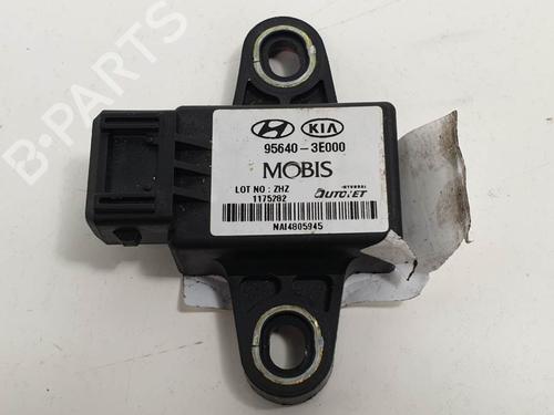 Used Electronic sensor Electronic sensor KIA SORENTO I (JC) 2.5 CRDi 4WD (140 hp) 6848422 6848422