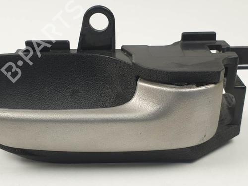 Used Front right interior door handle Front right interior door handle TOYOTA YARIS (_P1_) 1.3 (SCP12_, SCP13_, SCP12R, SCP13R) (87 hp) 24932785 24932785