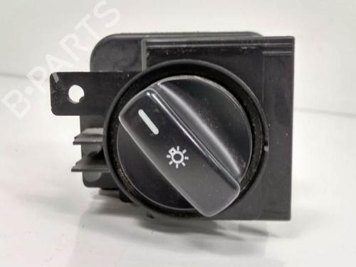 Used Headlight switch MERCEDES-BENZ B-CLASS Sports Tourer (W245) B 170 (245.232) (116 hp) 8071884