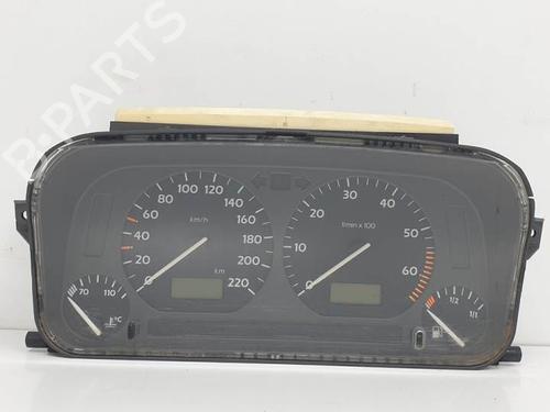 Cockpit VW GOLF III (1H1) 1.6 (75 hp) 16927693