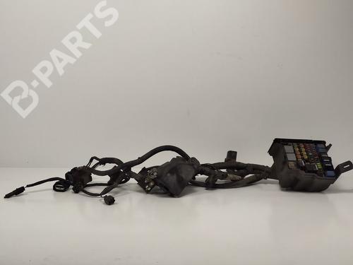 Used Fuse box Fuse box FORD FIESTA VI (CB1, CCN) 1.4 TDCi (70 hp) 9675921 9675921