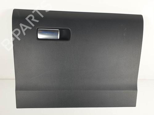 Handskerum Handskerum MAZDA CX-30 (DM) SKYACTIV-G M Hybrid (122 hp) 24915602 24915602