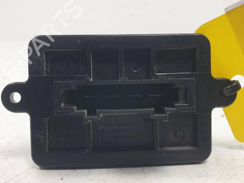 Varmeblæsermodstand Varmeblæsermodstand DACIA SANDERO II TCe 90 (B8M1, B8MA, B8AC) (90 hp) 34513831 34513831