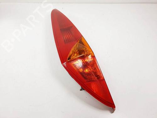 Used Left taillight Left taillight FIAT PUNTO (188_) 1.2 16V 80 (188.233, .235, .253, .255, .333, .353, .639,... (80 hp) 15904561 15904561