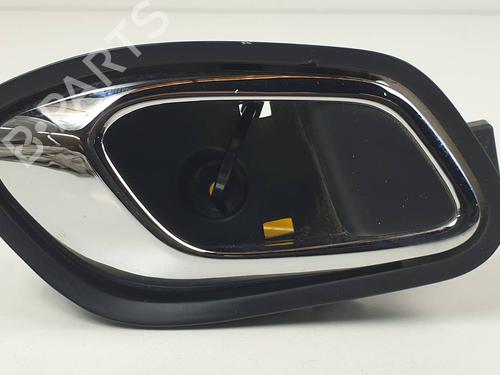 Front right interior door handle KIA CEE'D (JD) 1.0 T-GDI | BP30313339I14 - Image 1