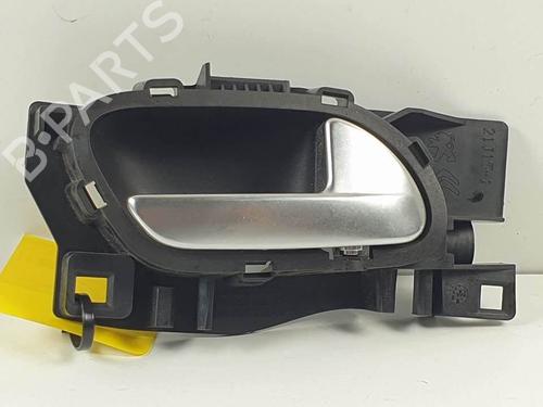 Used Front right interior door handle Front right interior door handle 25403431 25403431