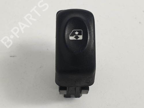 Used Left rear window switch Left rear window switch RENAULT MEGANE I Classic (LA0/1_) 1.4 16V (LA0D, LA1H, lA0W, LA10) (95 hp) 6852098 6852098