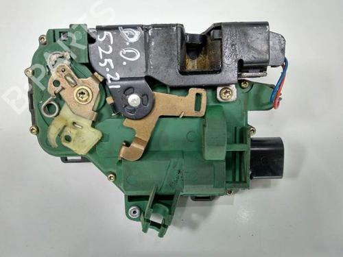 Used Front right lock VW GOLF IV (1J1) 1.6 16V (105 hp) 7516407