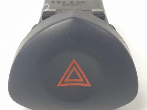 Used Warning switch Warning switch RENAULT CLIO II (BB_, CB_) 1.2 (BB0A, BB0F, BB10, BB1K, BB28, BB2D, BB2H, CB0A,... (58 hp) 20101933 20101933
