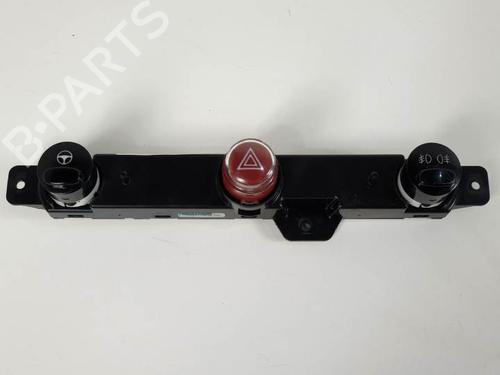 Used Warning switch FIAT 500 (312_) 1.3 D Multijet (312AXB1A) (75 hp) 6845438