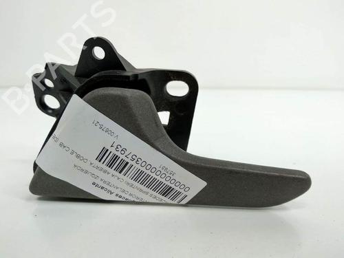Used Front left interior door handle Front left interior door handle MERCEDES-BENZ SPRINTER 3,5-t Platform/Chassis (B906) 311 CDI (906.131, 906.133, 906.135, 906.231, 906.233,... (109 hp) 7782377 7782377