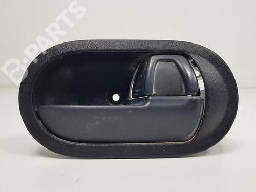 Maniglia interna anteriore destra MITSUBISHI COLT VI (Z3_A, Z2_A) 1.1 (Z31A, Z32A) (75 hp) 11854616