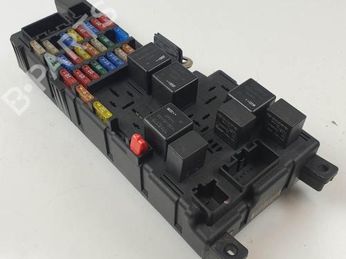 Used Fuse box Fuse box VOLVO V70 II (285) 2.4 T (200 hp) 26375610 26375610