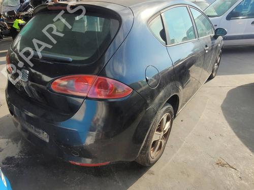 Right tailgate light SEAT LEON (1P1) 1.9 TDI | BP37257813C80 - Image 4