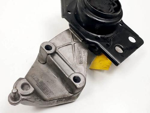 Used Engine mount Engine mount RENAULT MEGANE II (BM0/1_, CM0/1_) 1.5 dCi (BM1E, CM1E) (106 hp) 19081468 19081468
