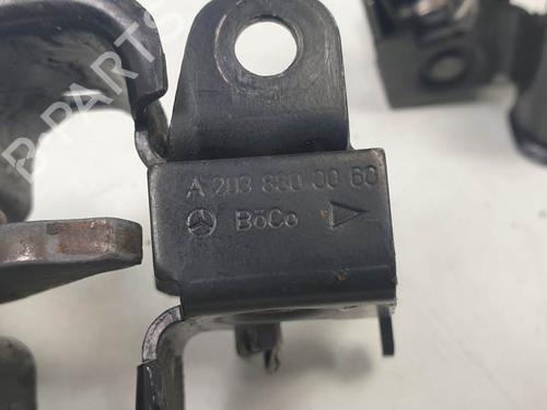 Hood lock MERCEDES-BENZ C-CLASS (W203) C 180 Kompressor (203.046) | BP10162055C133 