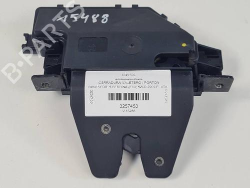 Used Tailgate lock Tailgate lock BMW 5 (E60) 520 d (177 hp) 34511246 34511246