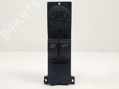 Used Left front window switch Left front window switch FORD FOCUS II (DA_, HCP, DP) 1.6 TDCi (109 hp) 13758608 13758608