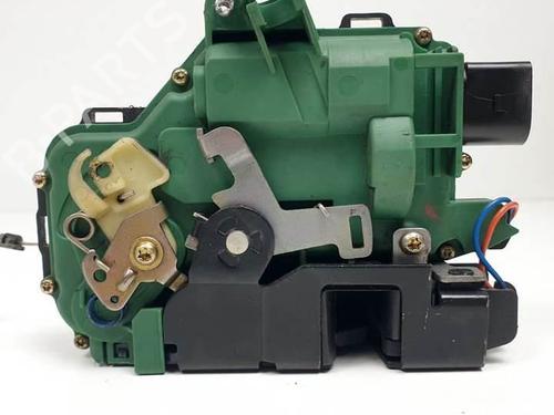 Front left lock VW BORA I (1J2) 1.6 16V BP19394672C98