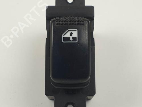 Used Right rear window switch Right rear window switch KIA RIO I Hatchback (DC) 1.3 (82 hp) 24499847 24499847