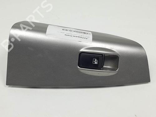 Used Right rear window switch Right rear window switch KIA SPORTAGE II (JE_, KM_) 2.0 CRDi 4WD (140 hp) 16014335 16014335