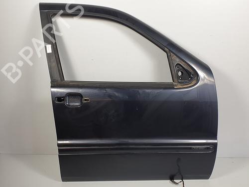 Used Right front door MERCEDES-BENZ M-CLASS (W163) ML 270 CDI (163.113) (163 hp) 14940579