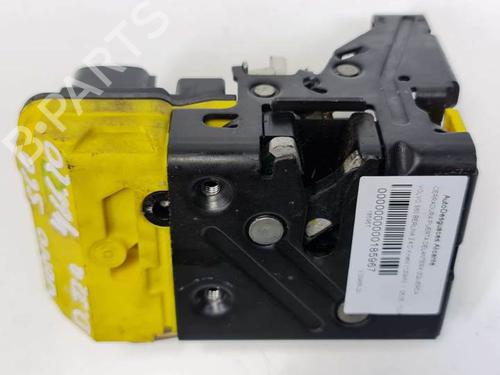 Used Front left lock VOLVO S60 I (384) 2.4 D (163 hp) 6851023