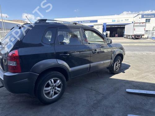 Right headlight HYUNDAI TUCSON (JM)  | BP29538703C29 