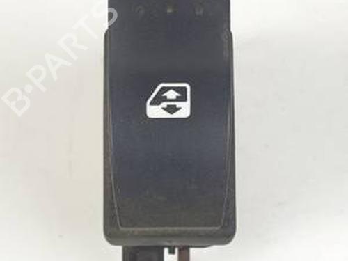 Used Right front window switch RENAULT TRAFIC II Van (FL) 2.0 dCi 115 (FL01, FL0U, FL00, FL0H, FL0M) (114 hp) 30801059