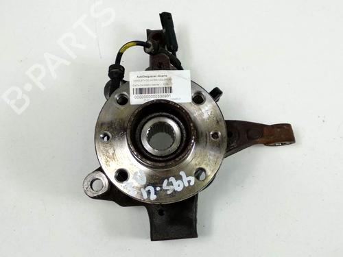 Used Left front steering knuckle Left front steering knuckle DACIA SANDERO II TCe 90 (B8M1, B8MA, B8AC) (90 hp) 7404439 7404439