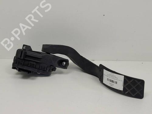 Used Pedal Pedal AUDI A4 B6 Convertible (8H7) 2.5 TDI (163 hp) 35749403 35749403