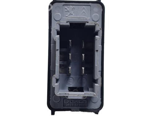 Right front window switch CITROËN C4 CACTUS | BP37257749I26 - Image 2