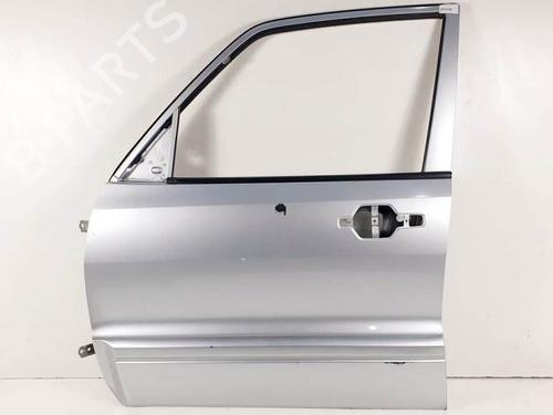 Used Left front door MITSUBISHI PAJERO III (V7_W, V6_W) 3.2 Di-D (V68W) (160 hp) 25403882