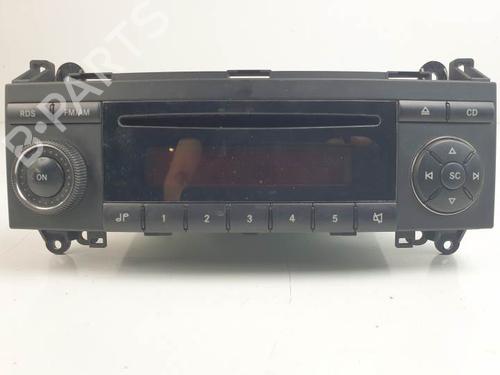 Used Radio MERCEDES-BENZ B-CLASS Sports Tourer (W245) B 180 CDI (245.207) (109 hp) 24340453