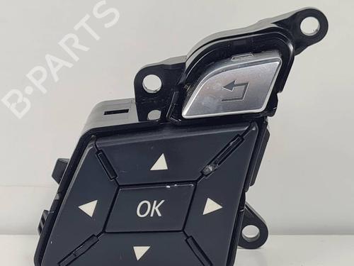 Used Steering wheel controls Steering wheel controls MERCEDES-BENZ C-CLASS (W204) C 220 CDI (204.002) (170 hp) 40175875 40175875