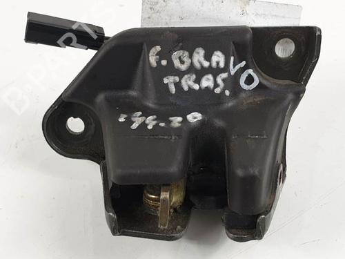 Used Tailgate lock FIAT BRAVO I (182_) 1.6 16V (182.AB) (103 hp) 6845126