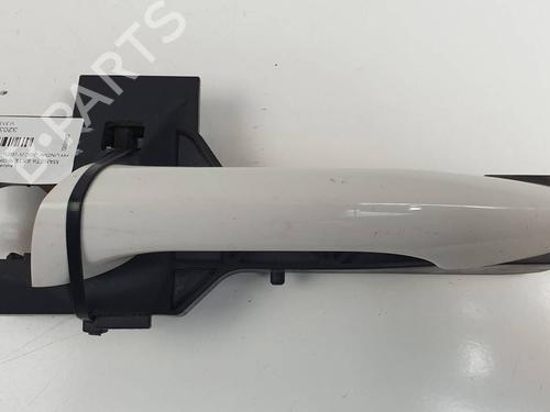 Used Front left exterior door handle HYUNDAI i30 Estate (GD) 1.6 CRDi (110 hp) 29581694