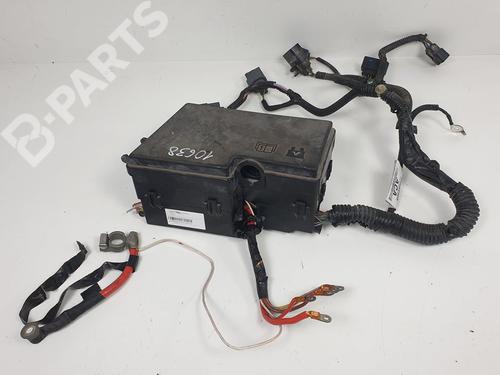 Used Fuse box Fuse box FORD FOCUS III 1.0 EcoBoost (125 hp) 11020885 11020885