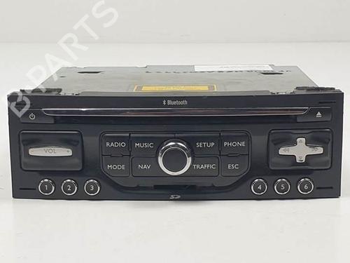Used Radio Radio PEUGEOT 3008 I MPV (0U_) 2.0 HDi 150 / BlueHDi 150 (150 hp) 18344751 18344751