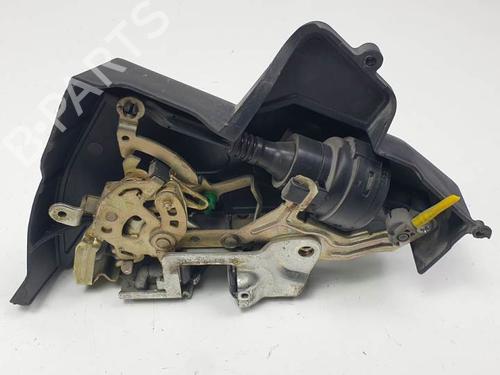 Rear left lock MERCEDES-BENZ E-CLASS (W210) E 290 Turbo-D (210.017) | BP11422758C100 
