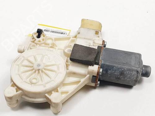 Used Right front window motor Right front window motor 18235631 18235631