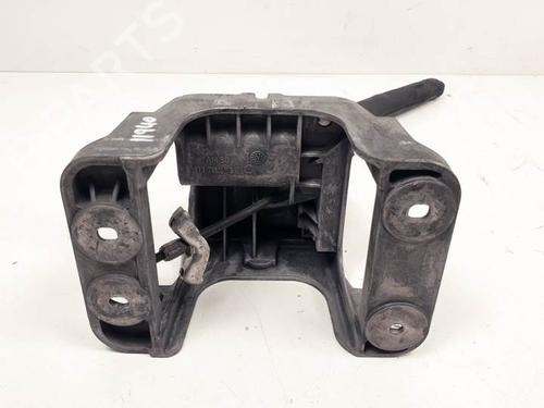 Hand brake VW TOURAN (1T1, 1T2) 1.9 TDI | BP13902705I18 