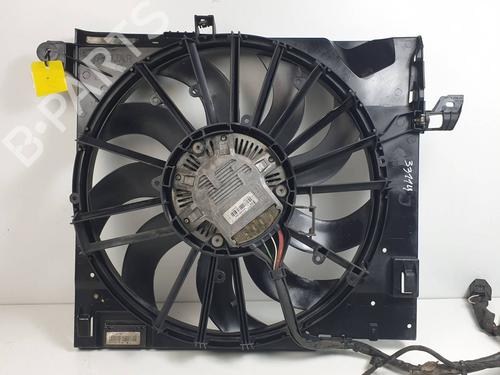 Used Radiator fan Radiator fan 37710544 37710544