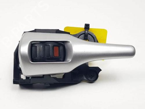 Used Front right interior door handle TOYOTA AURIS (_E15_) 1.8 Hybrid (ZWE150_, ZWE150R) (136 hp) 25295001