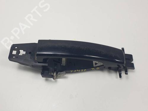 Used Rear right exterior door handle Rear right exterior door handle LAND ROVER RANGE ROVER SPORT I (L320) 2.7 D 4x4 (190 hp) 34517866 34517866