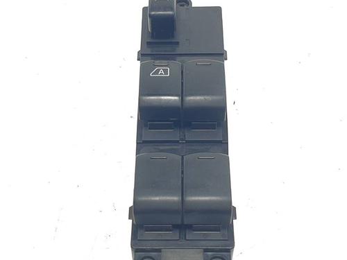 Used Left front window switch NISSAN QASHQAI I (J10, NJ10) 1.5 dCi (106 hp) 29321960