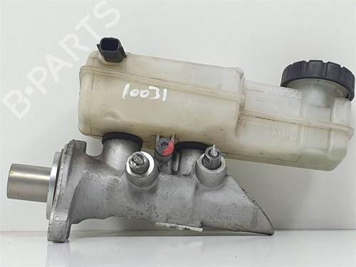 Used Brake master cylinder Brake master cylinder 10933988 10933988