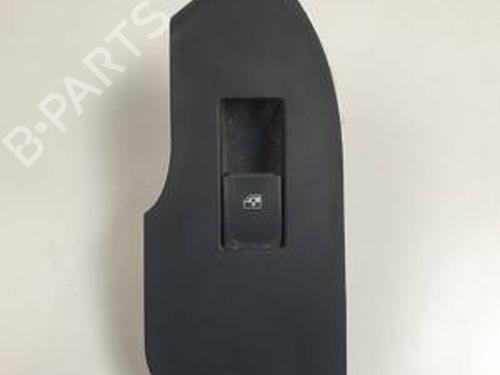 Used Right rear window switch CHEVROLET CAPTIVA (C100, C140) 2.0 D (150 hp) 30959028