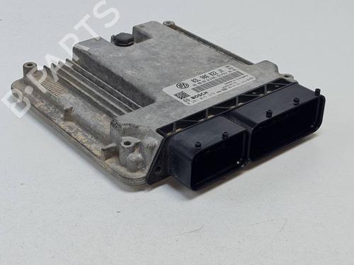Used Engine control unit (ECU) Engine control unit (ECU) SKODA SUPERB II (3T4) 2.0 TDI (170 hp) 34514837 34514837